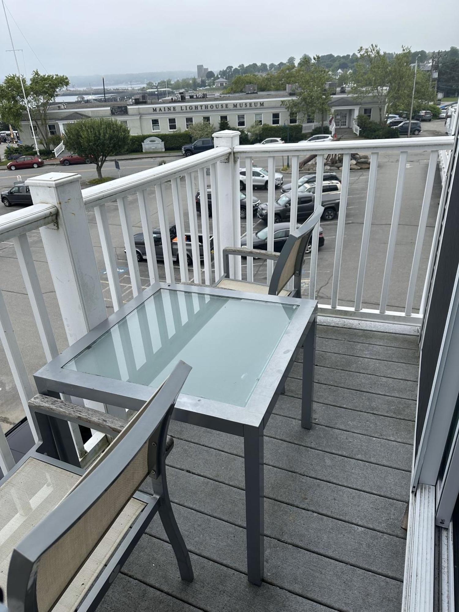 Trade Winds On The Bay Aparthotel Rockland Exterior photo