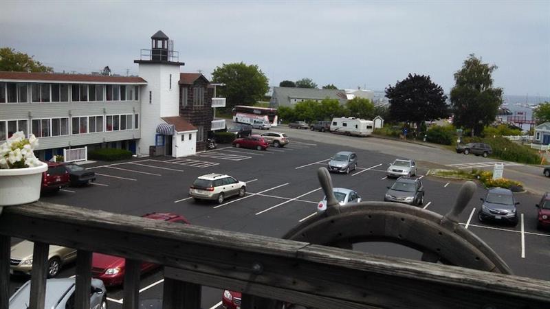 Trade Winds On The Bay Aparthotel Rockland Exterior photo